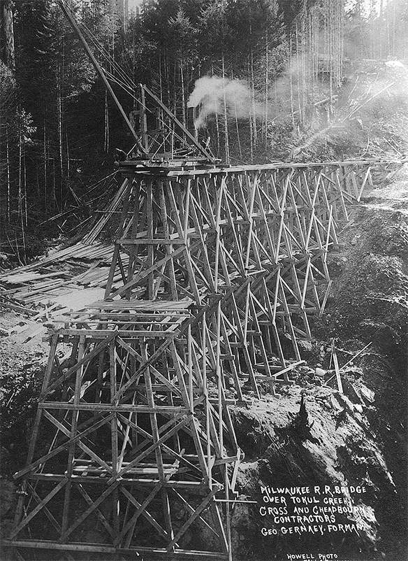 Historic Tokul Trestle under construction